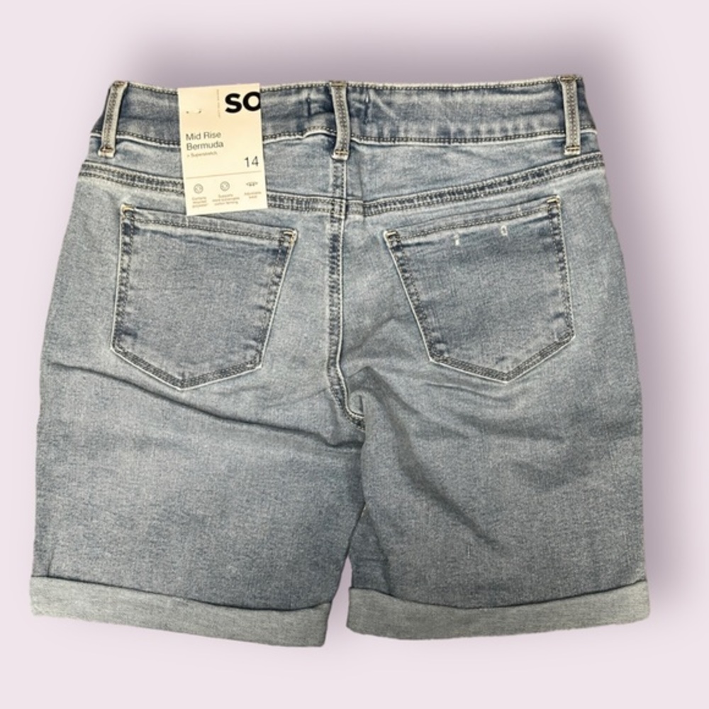 *NWT* Girls SO Midrise Cuffed‎ Bermuda Shorts Size 14 - Picture 2 of 4